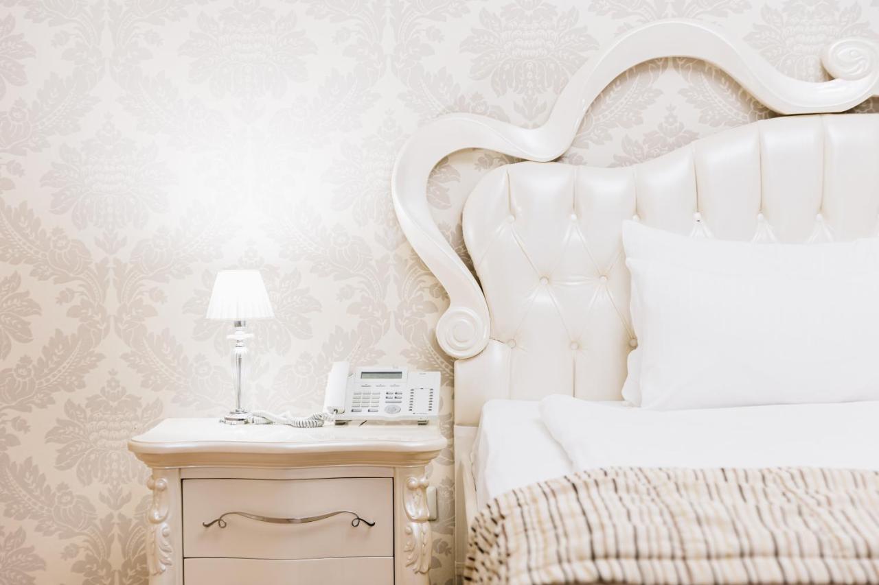 Hotel Dukagjini Печ Экстерьер фото